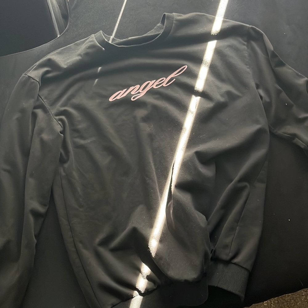 LONG SLEEVE - Picture 2 of 4